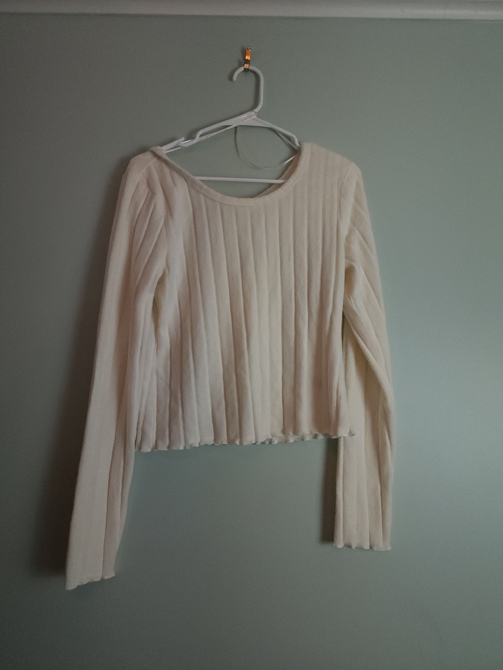 Freshman Cream Ribbed Long-Sleeve Cropped Top